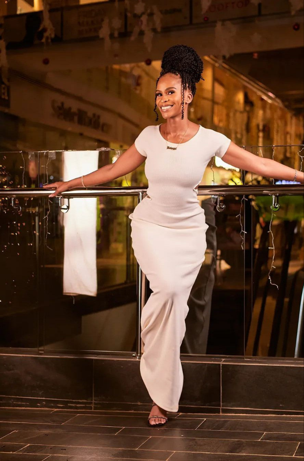 "Cutting Edge" Beige