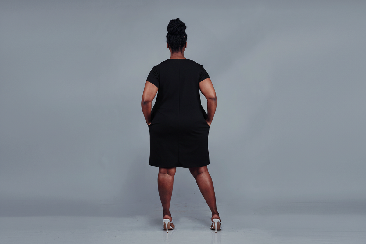 “Pretty Girl Summer" Shift Dress- Black