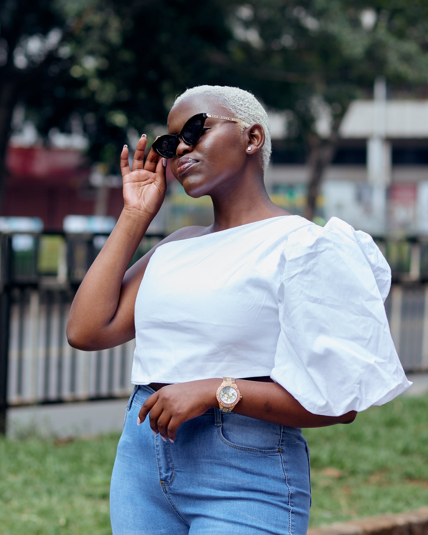 “One Sleeve Wonder” Puff Sleeve Top