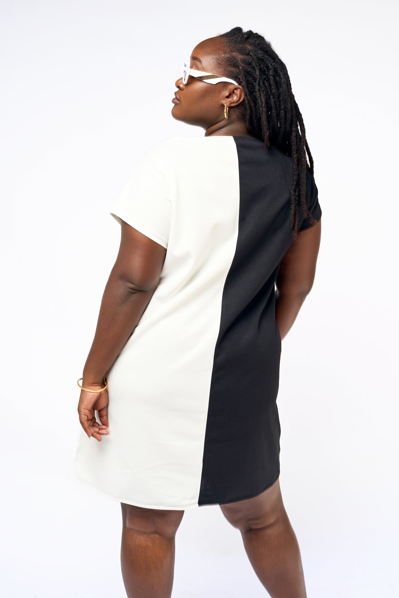 "Pretty Girl Summer " Two Tone Shift Dress Black and White